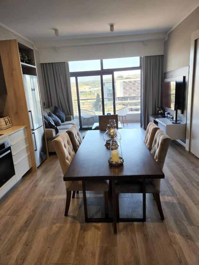 Menlyn Maine Trilogy Apartment 509 프레토리아 외부 사진